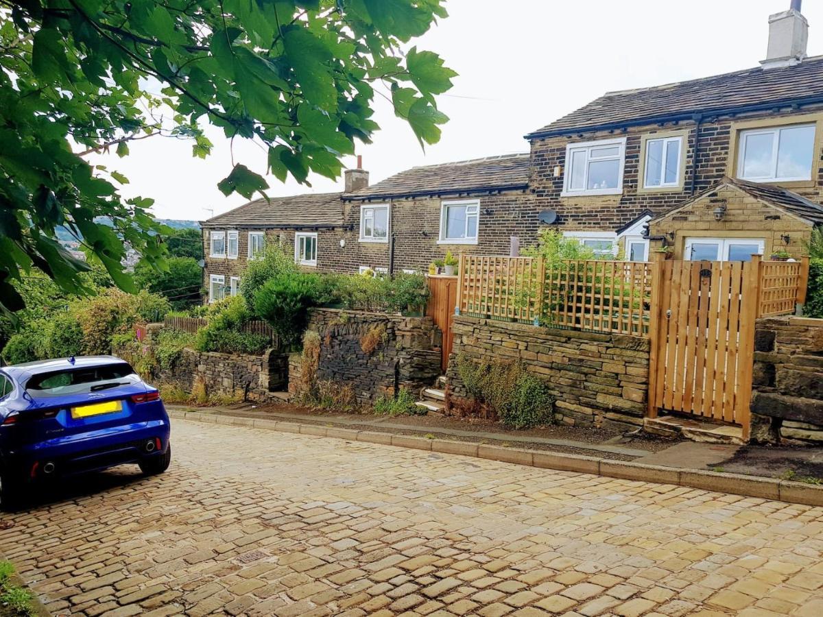 Plough Cottage 1830'S Miners Cottage 哈利法克斯 外观 照片